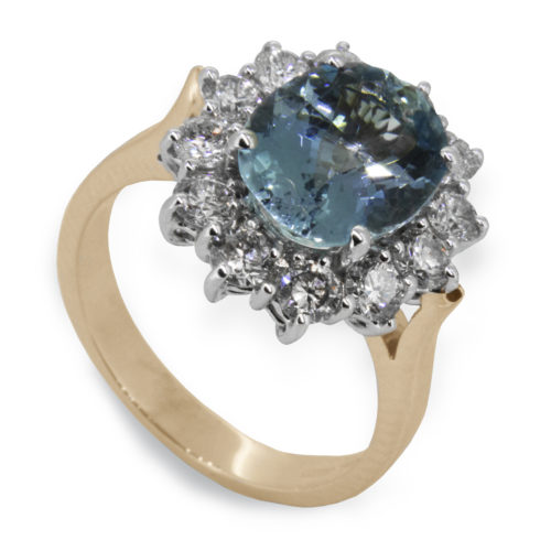 2.8ct Oval Cut Aquamarine & Diamond Cluster 18K Gold Ring