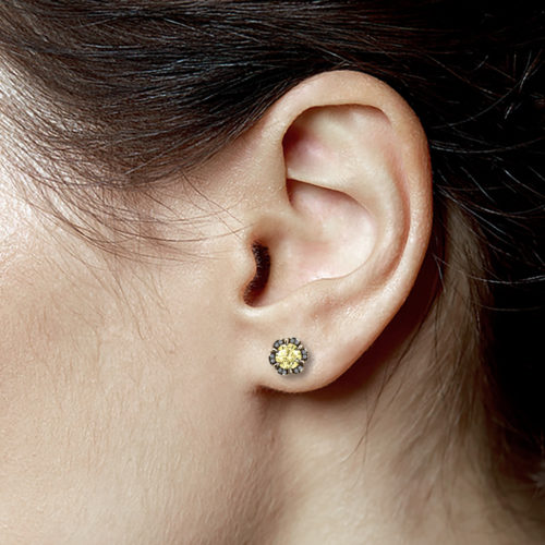 Tudor Rose 1ct Yellow Diamond 18K Gold Stud Earrings